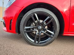 Fahrzeugabbildung Audi A1 Sportback 1.2 TFSI S line Xenon PDC SHZ