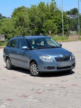 Skoda Fabia Combi II Ambiente 1.4  gepfle... - Skoda Fabia aus 2008: 1.4