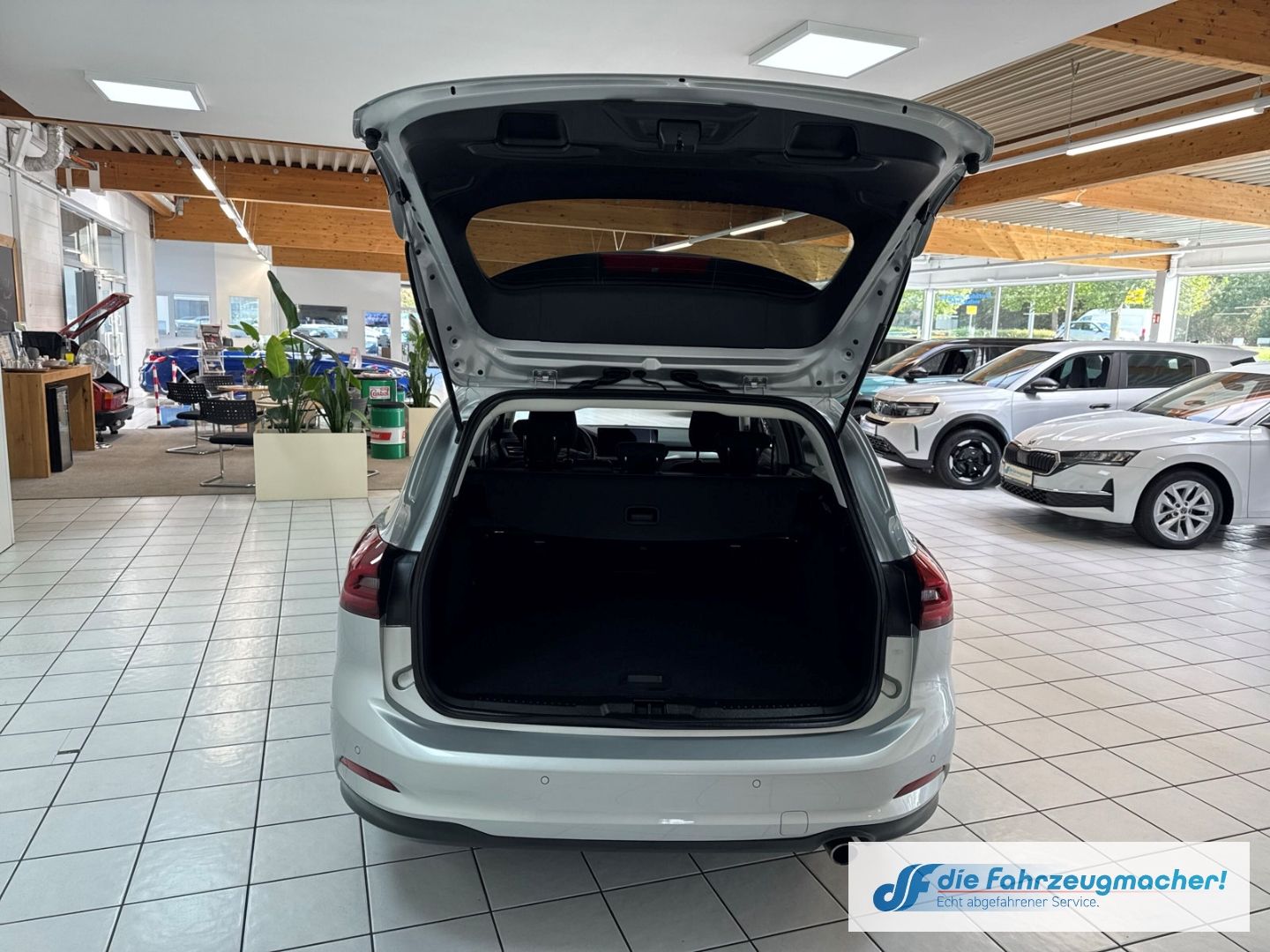 Fahrzeugabbildung Ford Focus Turnier Titanium X Navi Digitales Cockpit