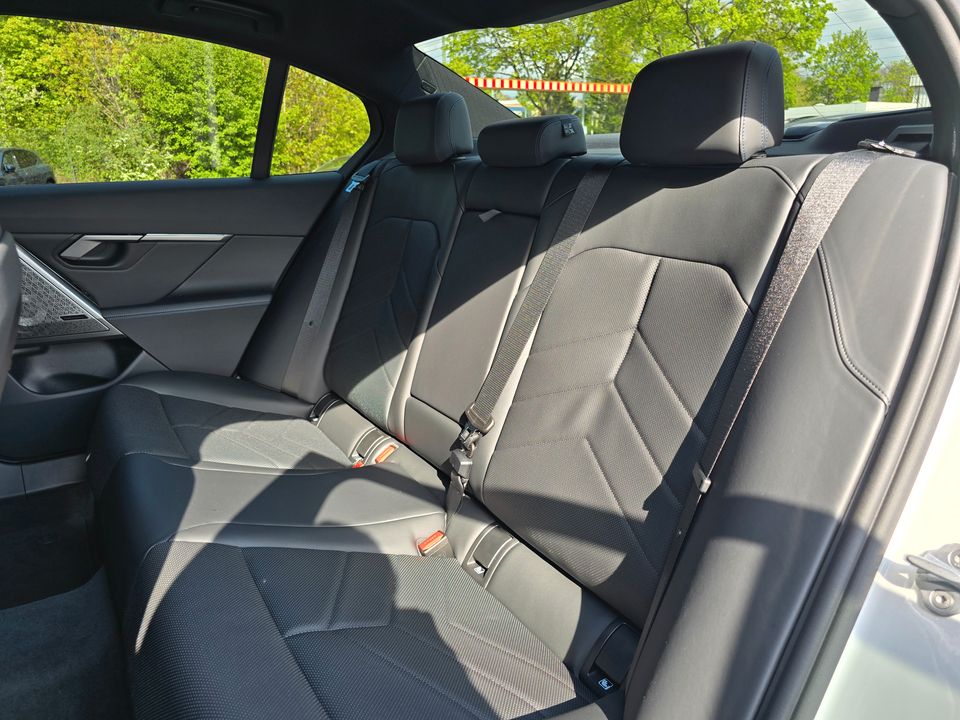 BMW i5 - Bild 23