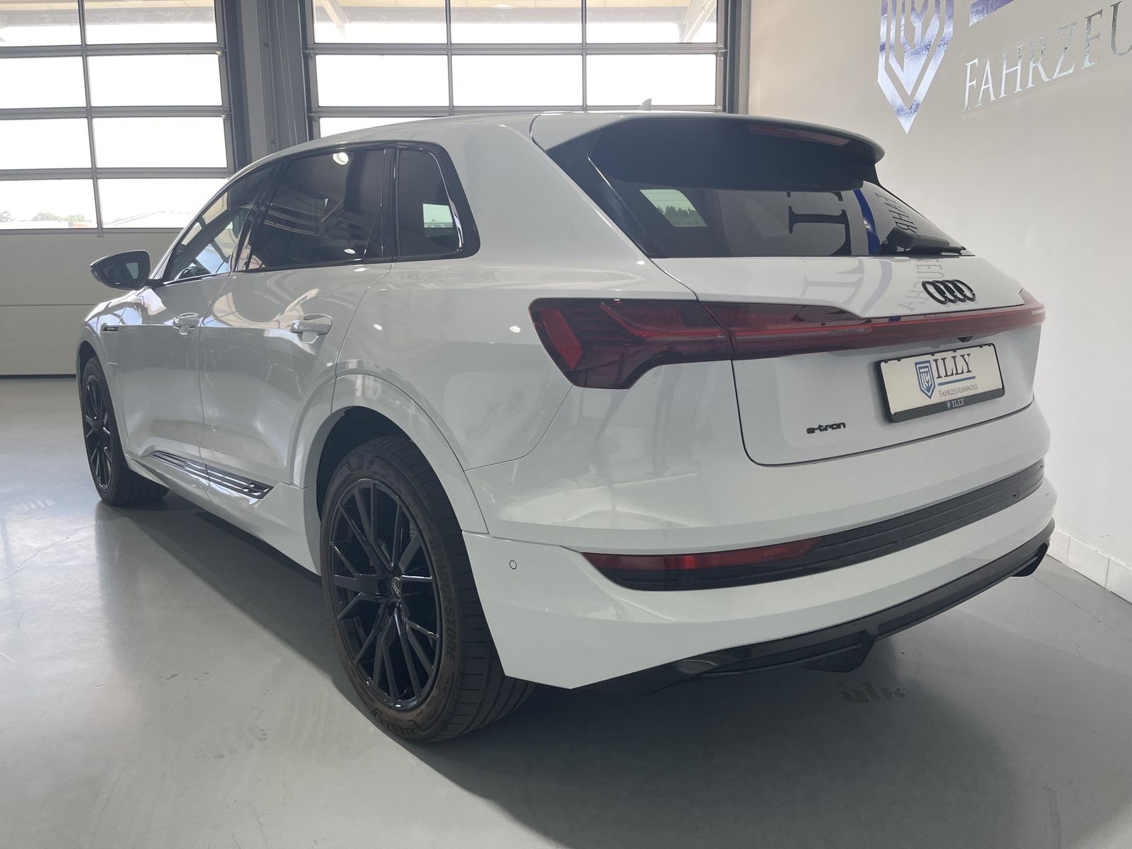 Fahrzeugabbildung Audi e-tron 55 Quattro*S line*LED*Optik*Black Edition