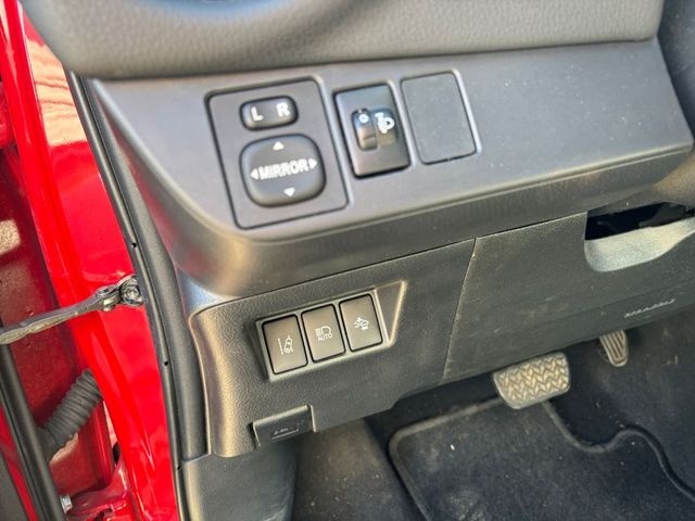 Yaris Hybrid 1.5 Team D *Standheizung*