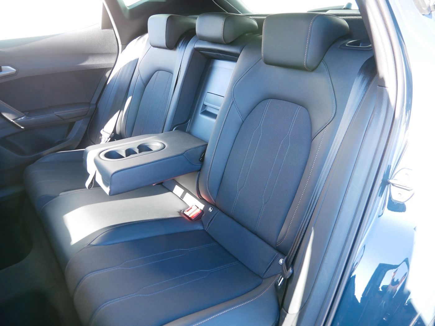 Fahrzeugabbildung CUPRA Formentor 1.5 eTSI NEU45T DSG ACC SHZ+LHZ Kamera
