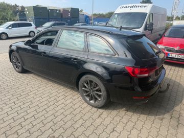 Audi A4 - 4