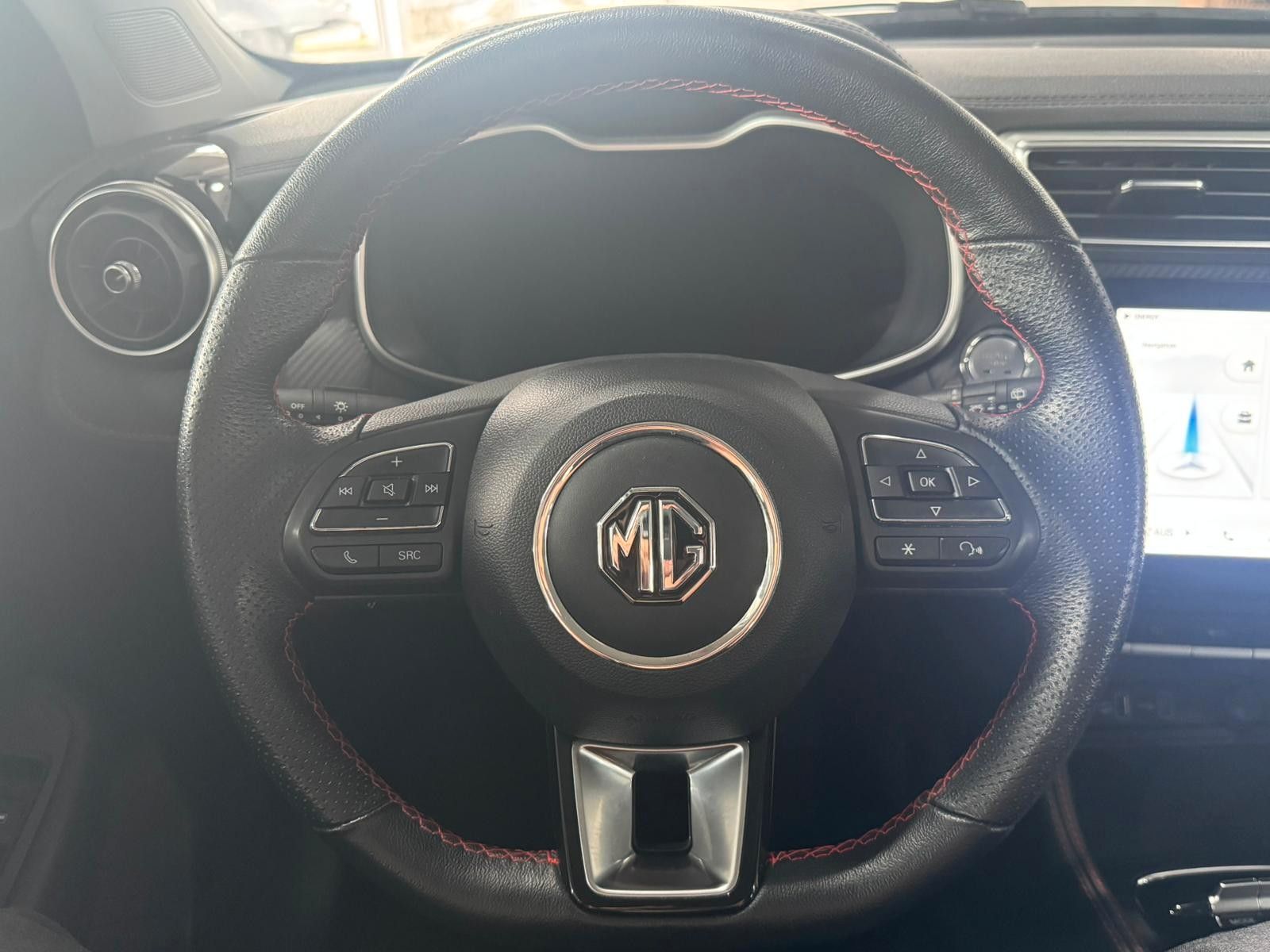 MG ZS
