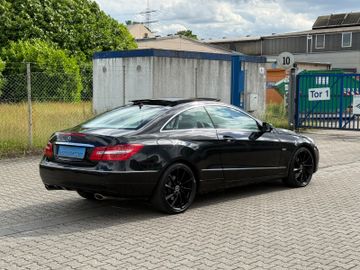 Mercedes E 350 - 5