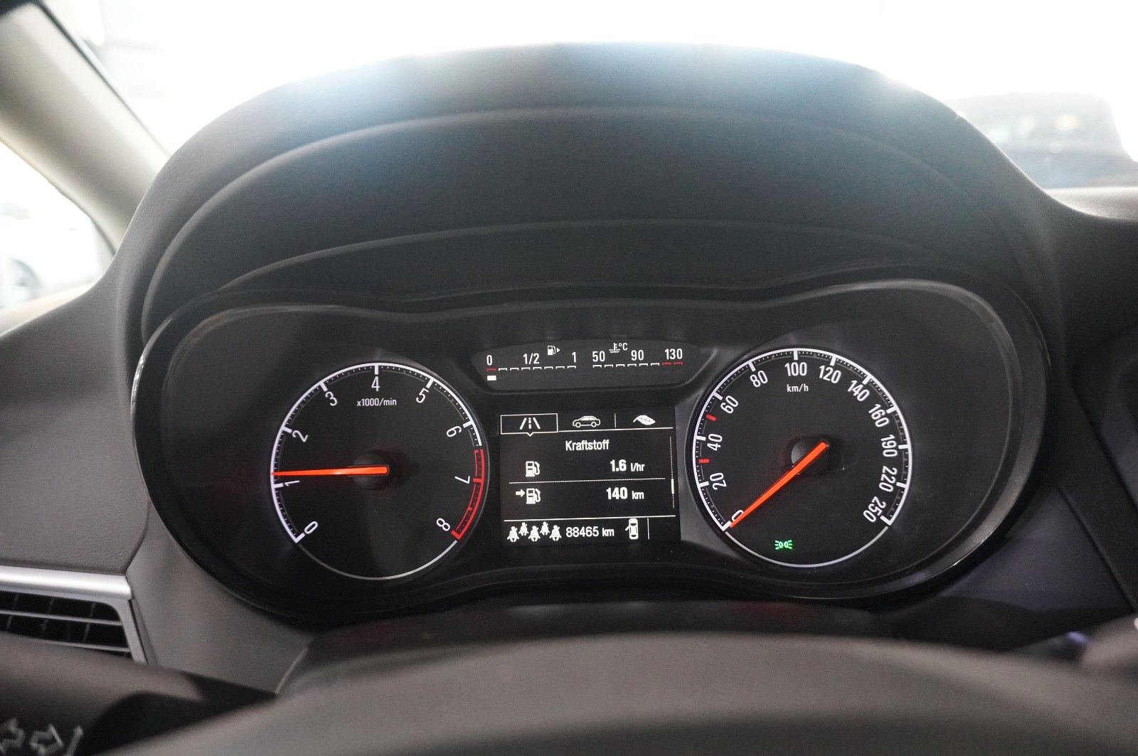Fahrzeugabbildung Opel Zafira C 1.4T ACTICE 7-SITZE NAVI/LED/SH/PDC/AHK