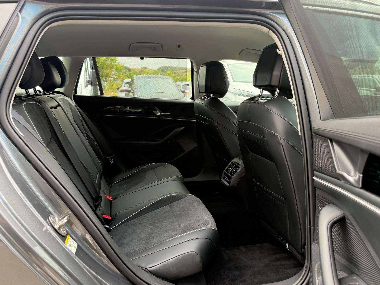 Volkswagen Passat 1.5 eTSI DSG Elegance *IQ*HuD*, миниатюра 18