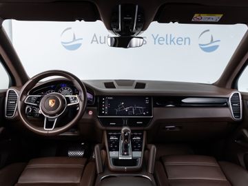 Porsche Cayenne - 9