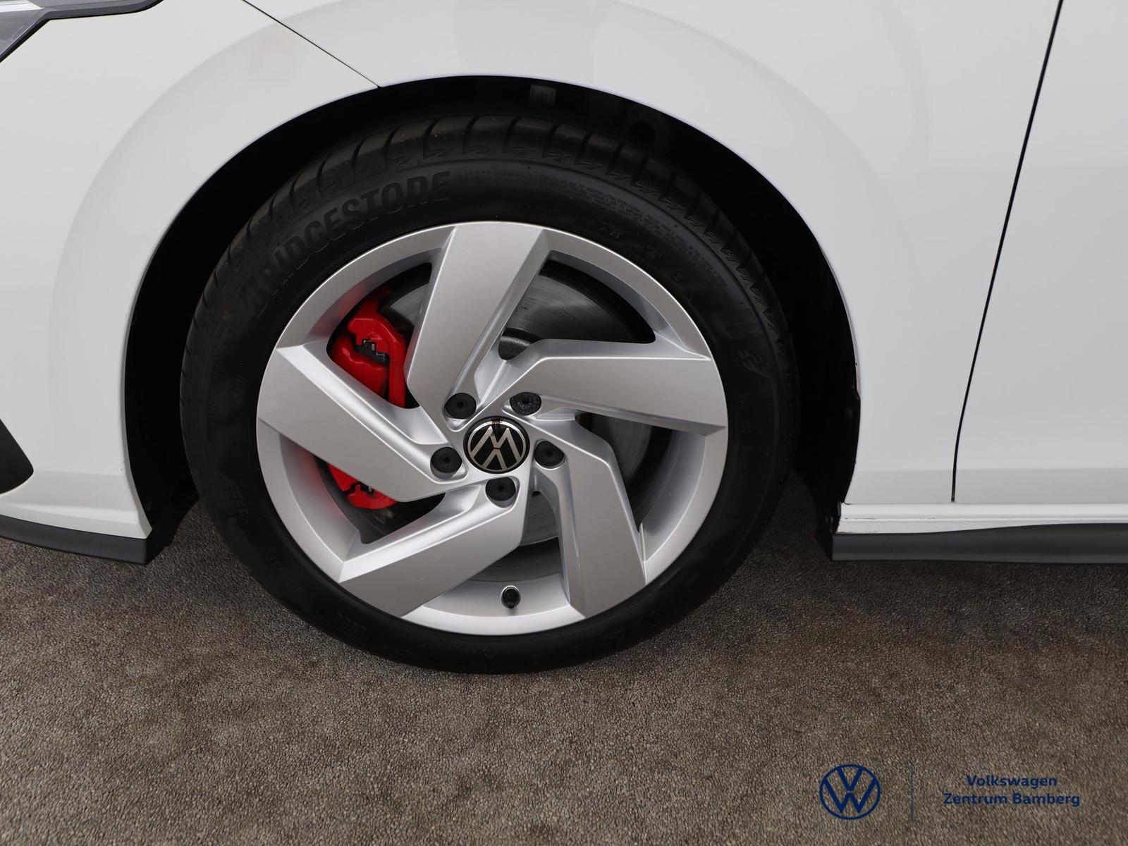 Volkswagen Golf VIII 2.0 TSI GTI "Black Style"+ACC+APP+LED, миниатюра 17