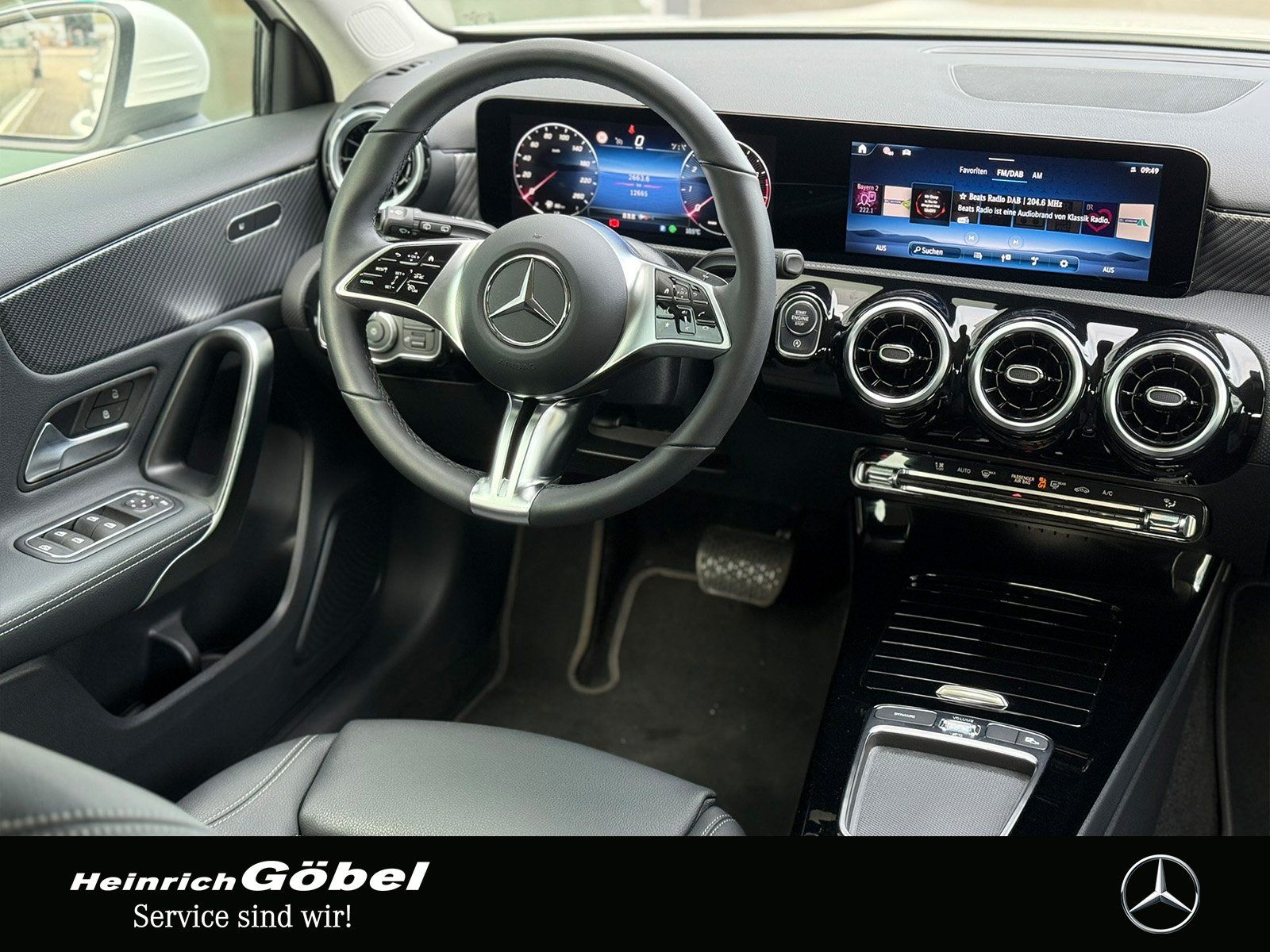 Fahrzeugabbildung Mercedes-Benz A 180 Progressive*KAMERA*LED*SPURHALTE*LENKRADHE