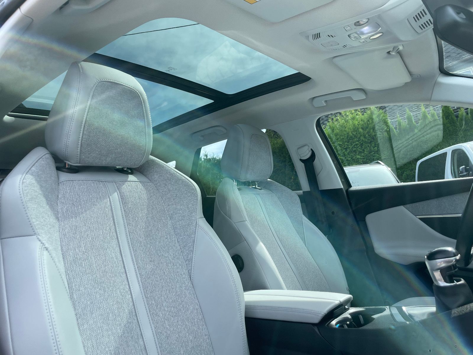 PEUGEOT 3008, 2016, Benzin, 131 PS