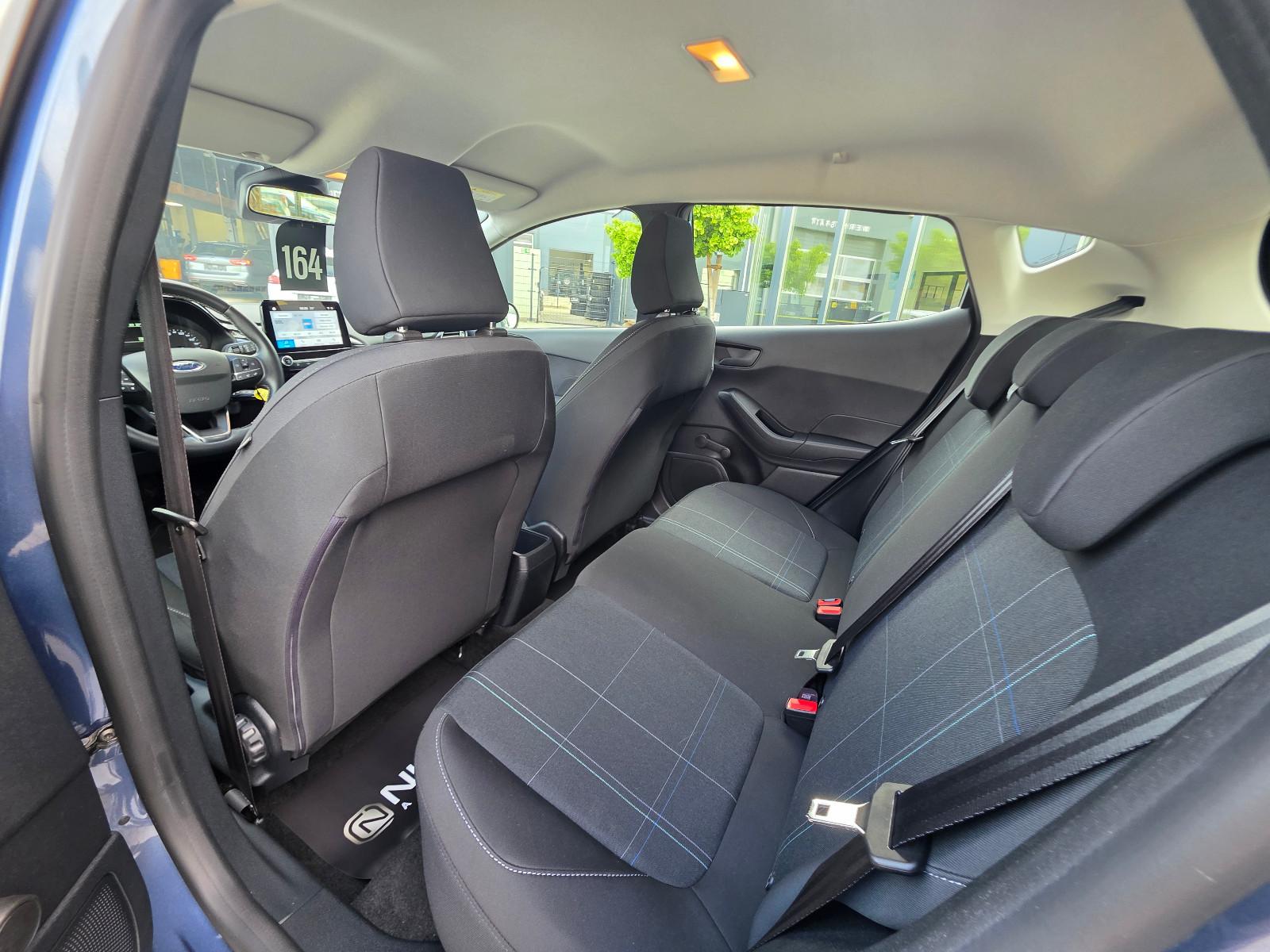 Ford Fiesta Cool & Connect*Winterpaket*Led*Navi*