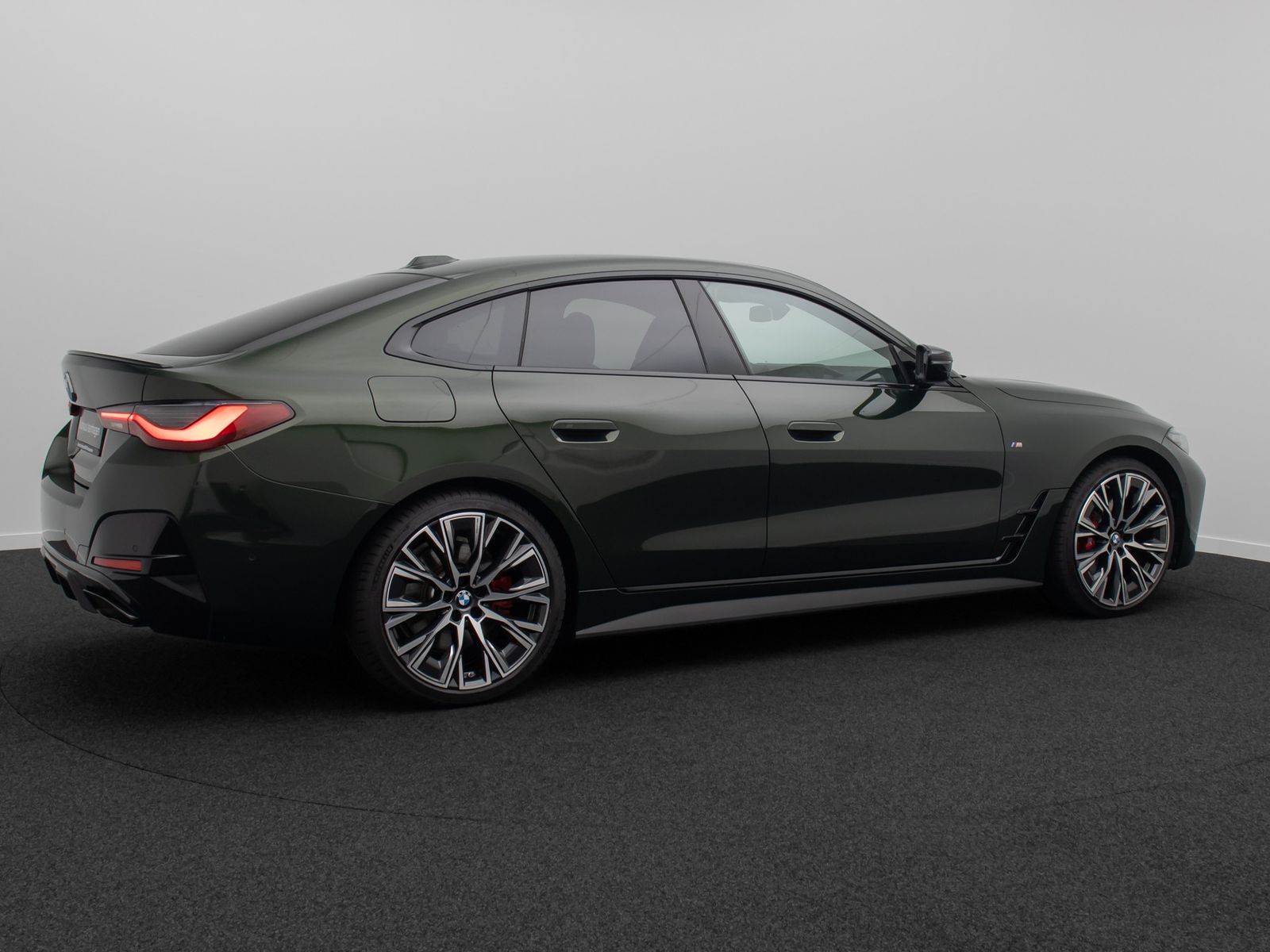 Fahrzeugabbildung BMW M440i xD Gran Coup&eacute; HUD H/K Laser Kamera DAB 20"