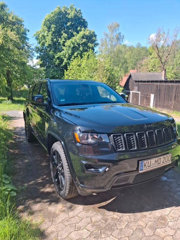 Image of Jeep Grand Cherokee