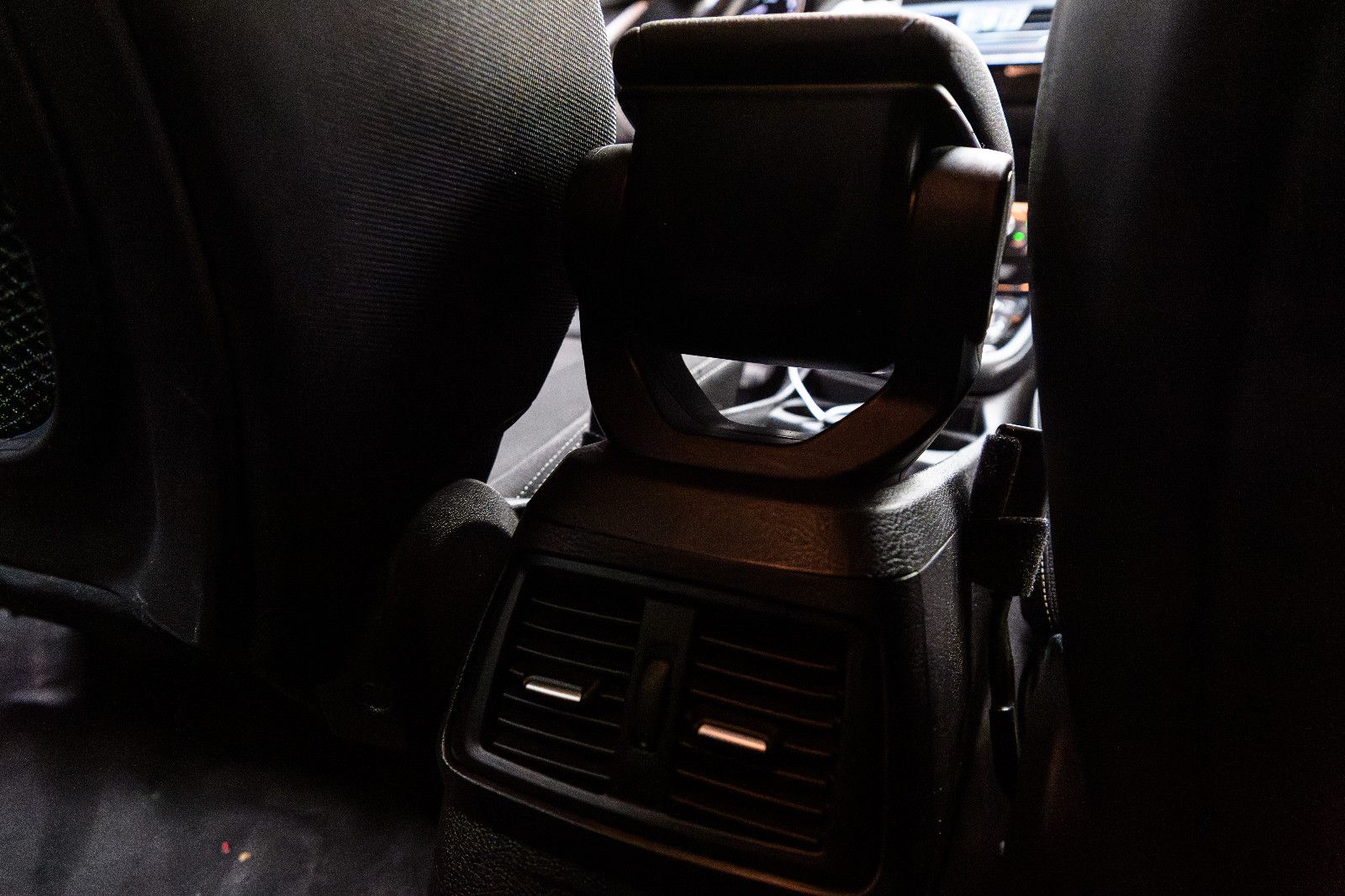 Fahrzeugabbildung BMW 2er Active Tourer 225 xe Advantage Kamera 165kw