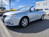 Volkswagen Eos 2.0 Cabrio SHZ Klimaaut 8Fach PDC Pano - Volkswagen Eos aus 2007: Cabrio