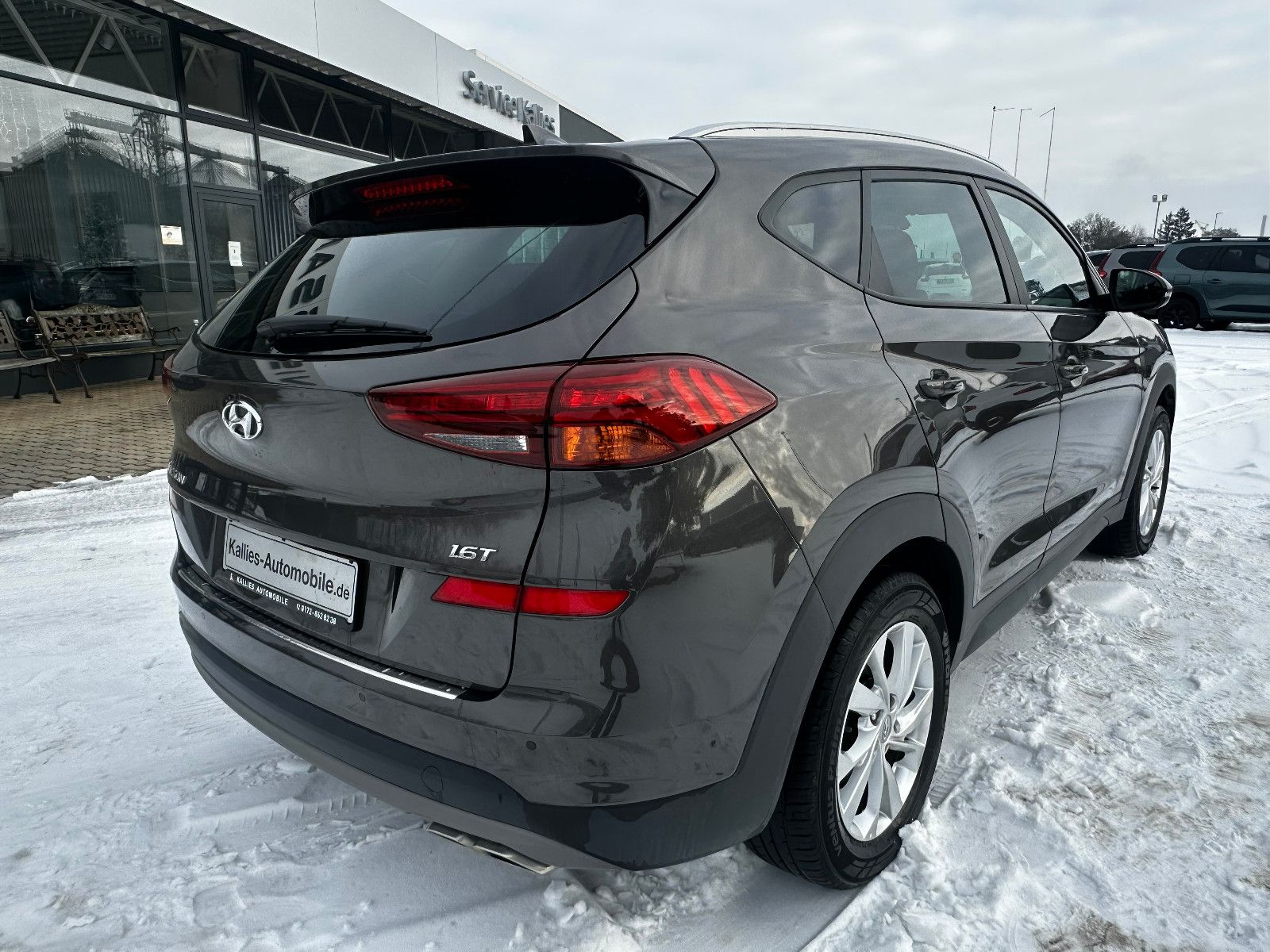 Fahrzeugabbildung Hyundai Tucson 2WD Navi Klimaautom. 2. Hand Top Zustand