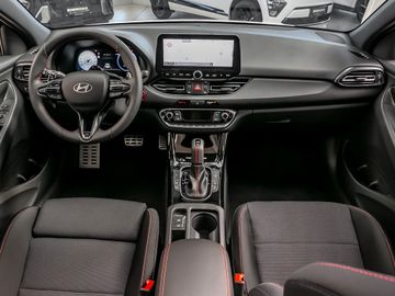 Hyundai i30 Spurhalteassistent Navi Digitales Cockpit