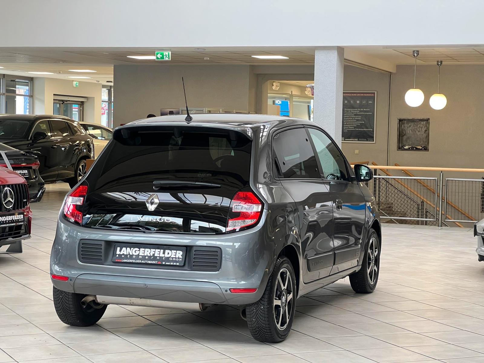 Renault Twingo AUTOMATIK|ALLWETTER|SCHECKHEFT|PARKSENSOR