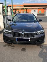 BMW 520d xDrive Touring A - - BMW 520 in Leipzig
