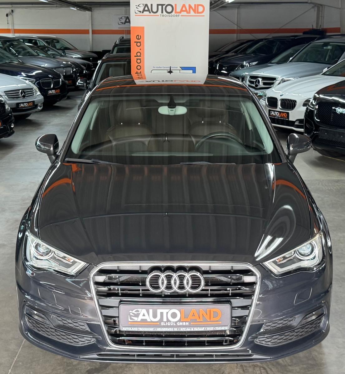 Audi A3*S-LINE*XENON*NAVI*SHZG*TEMPO*KEYLESS*PDC*