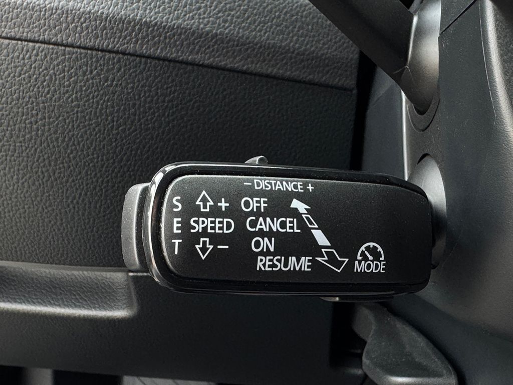 Superb Combi 2.0 TDI Style *NAVI*ACC*KAMERA*