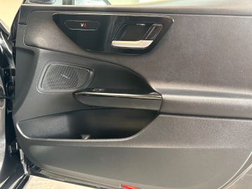 MYAUTOCENTER – Gebraucht- und Jahreswagen mit Werkstattservice in Pfaffenhofen Mercedes-Benz C 200 *VOLLDIGITAL*KEYLESS*2-ZONEN*ACC*NAVI*