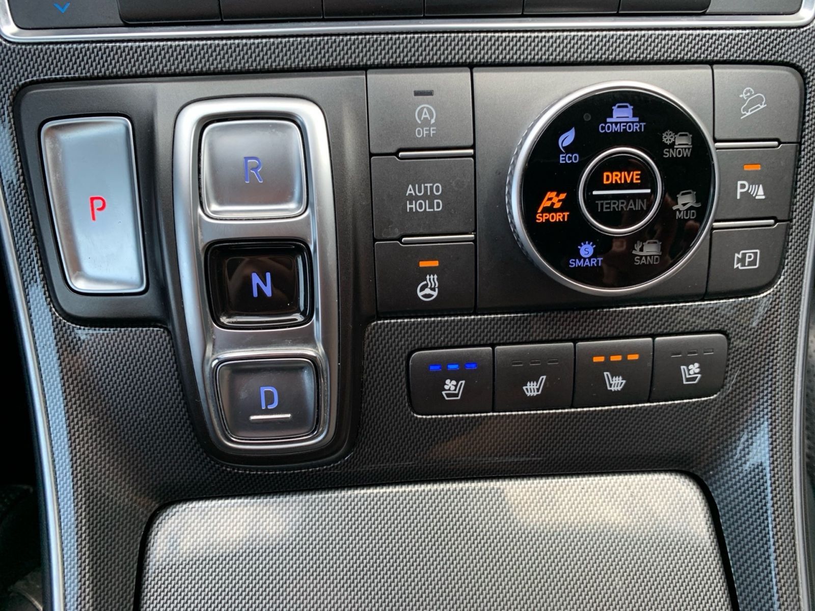 Fahrzeugabbildung Hyundai SANTA FE 2.2 CRDi Prime 4WD AHK LED Leder Kamera