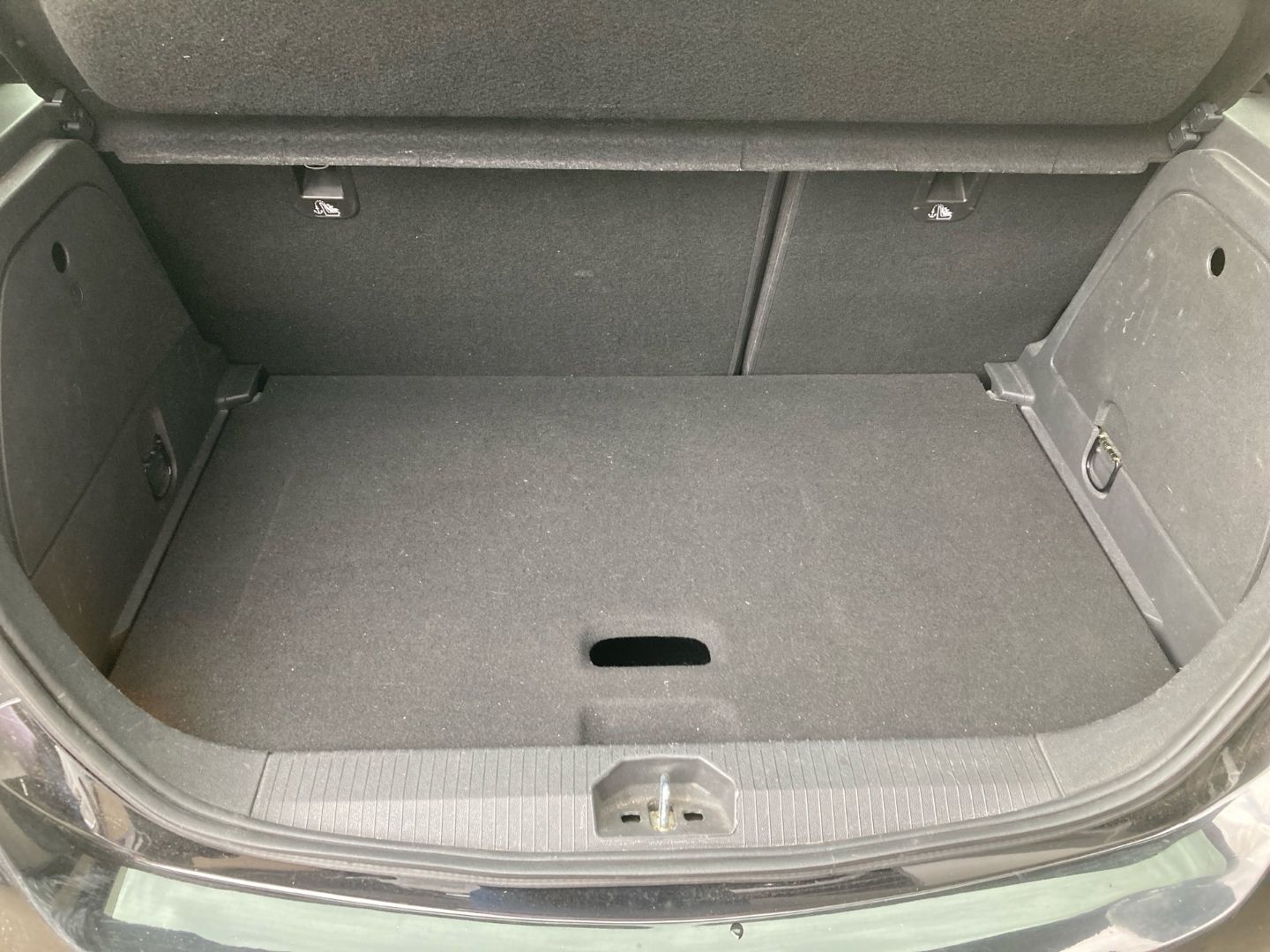 Fahrzeugabbildung Opel Corsa E 120 Jahre ecoFlex 1.4 Turbo SHZ PDC