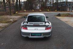 Fahrzeugabbildung Porsche 911 GT2 CS MK2 /Carbon Exterieur/
