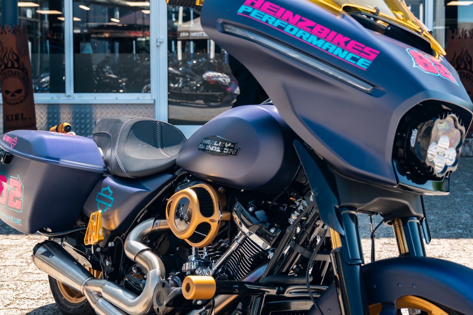 Fahrzeugabbildung Harley-Davidson Street Glide FLHX 117 x HeinzBikes MIAMI CALLING