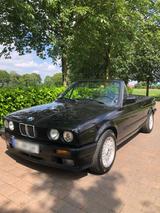 BMW 325i, E30, Cabrio schwarz/schwarz TOP ... - BMW 325 aus 1992: 325i