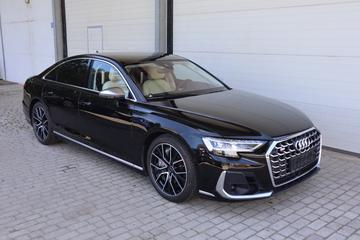 2025 AUDI S8 — фото 3