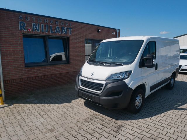 Peugeot Boxer Kasten 328 L1H1 Pro BlueHDi 110