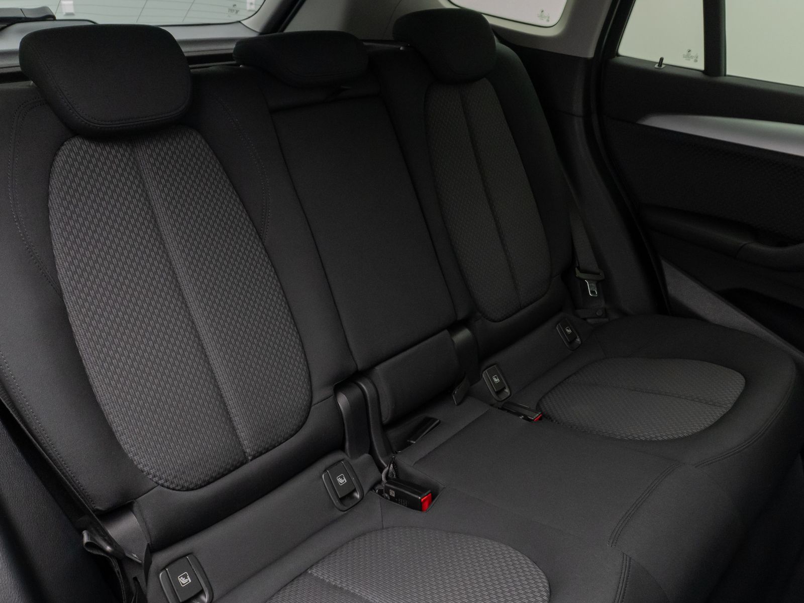 Fahrzeugabbildung BMW X1 xD25e DAB PDC Navi Lordos Geschwindigkeitsre