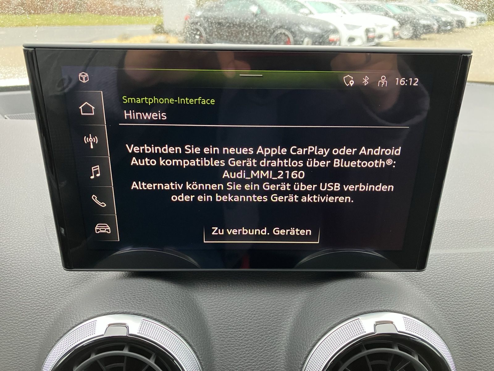 Fahrzeugabbildung Audi Q2 35 TFSI S-line S-tronic LED AHK AVC GRA PDC S