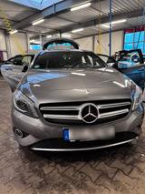 Mercedes-Benz Mercedes A250 - gebrauchte Mercedes-Benz A 250 aus dem Jahr 2014