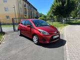 Toyota Yaris 1,5-l-VVT-i Hybrid - - Toyota aus 2012 mit Hybrid-Antrieb