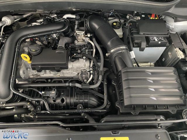 T-Cross 1.0 TSI DSG Life CONNECT KLIMA PDC LED