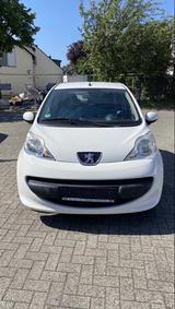 Peugeot 107 - Peugeot 107 in Bonn