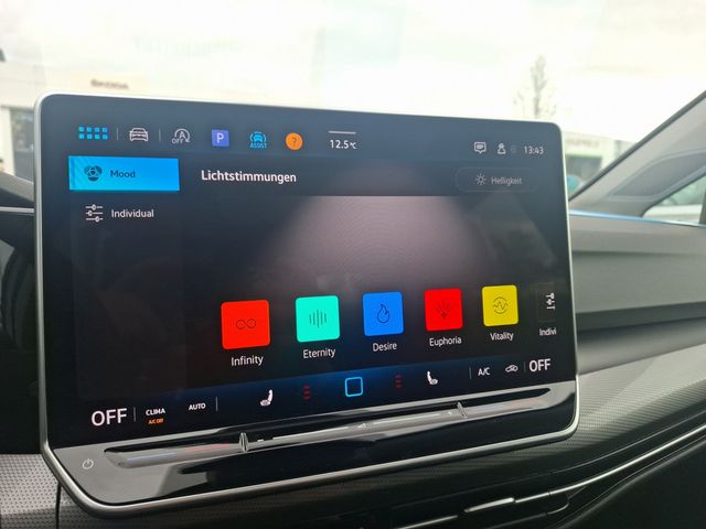 Golf VIII Variant 1.5TSI Style AHK