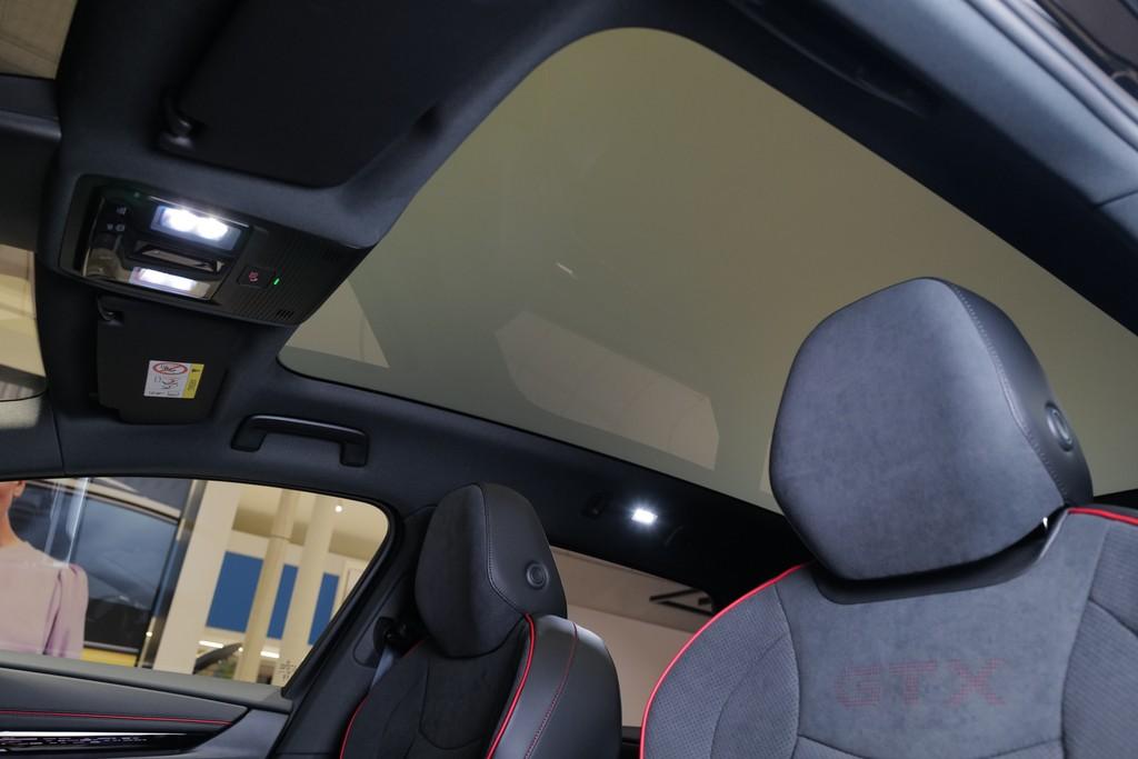 Volkswagen ID.7 Tourer GTX 4Motion AHK Pano DCC HKardon Mem