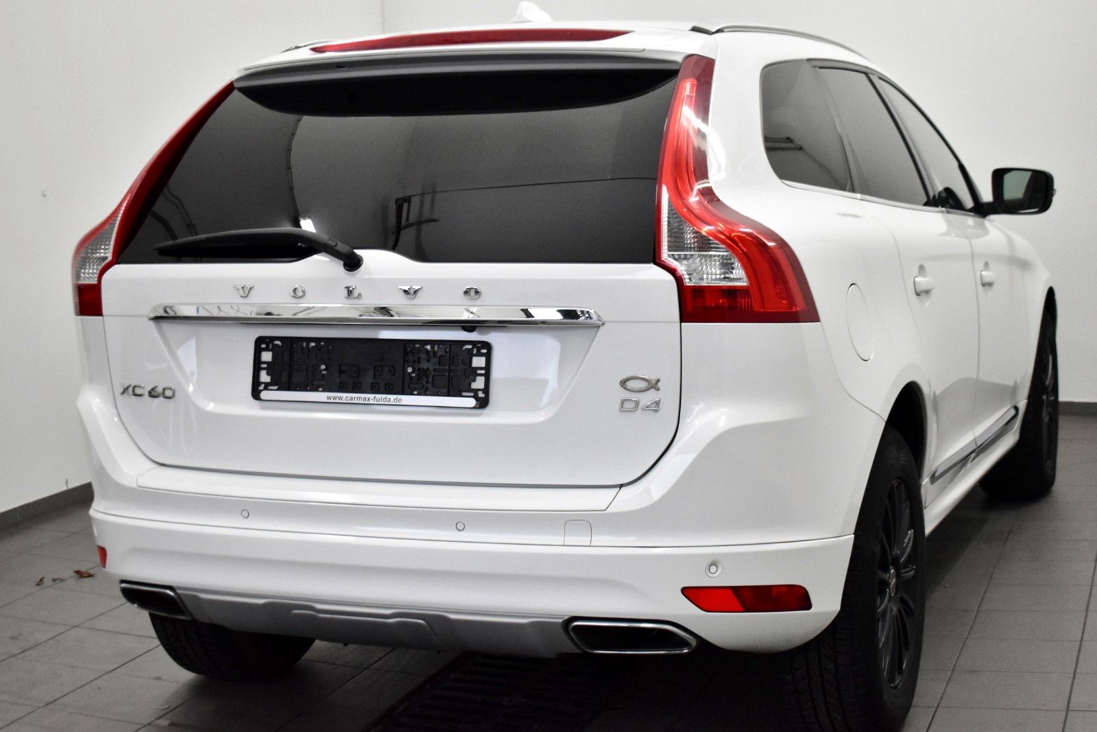 Fahrzeugabbildung Volvo XC60 Summum 2WD Leder,Navi,Xenon,Panorama,Kamera