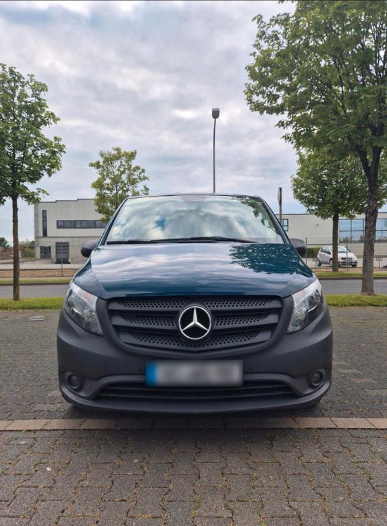 Image of Mercedes-Benz Vito