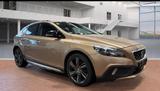 Volvo V40 Cross Country*BI-XENON*PANO*RÜKFA*LEDER - Volvo V40 Cross Country mit Panoramadach