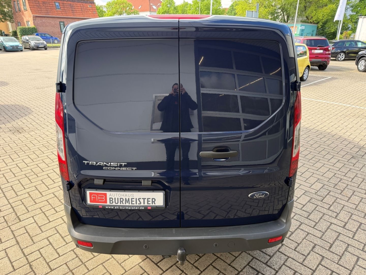 Fahrzeugabbildung Ford Transit Connect Kasten Trend AHK  Regalsystem PD