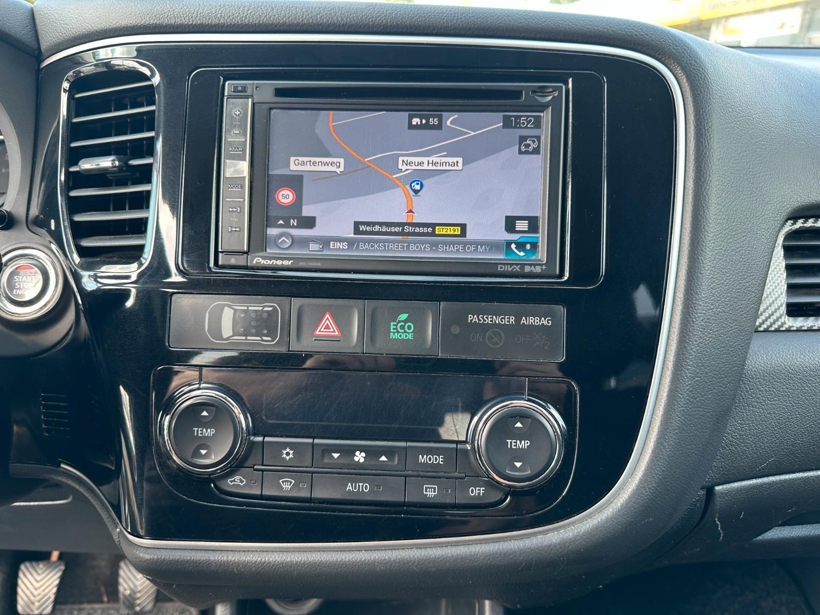 MITSUBISHI OUTLANDER - DIAMANT EDITION - 4WD - 150 CV - BVM