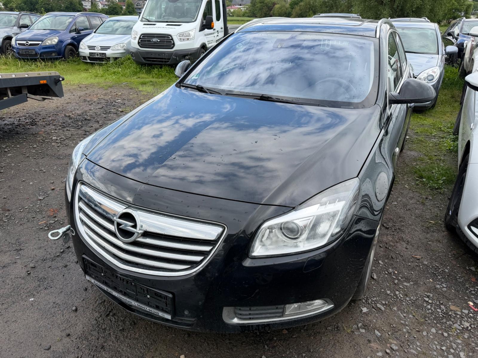 Opel Insignia 2012 — interior