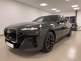 BMW 740 xDrive M Sport Pro*SKYLOUNGE*B&W*ICONICGLOW*